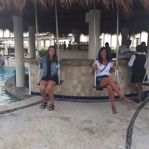 Meet your Posher, Lori